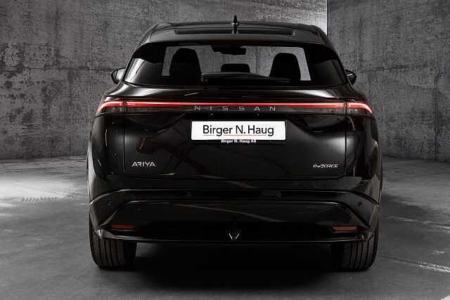 Nissan Ariya e4ORCE Evolve 87kWt 19 Pearl black