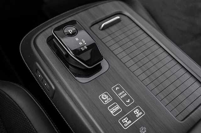Nissan Ariya e4ORCE Evolve+ 87kWt
