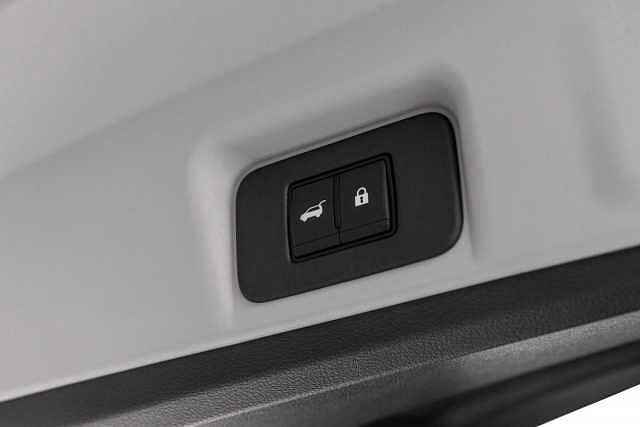Nissan Ariya e4ORCE Evolve 87kWt 19 Pearl white/black
