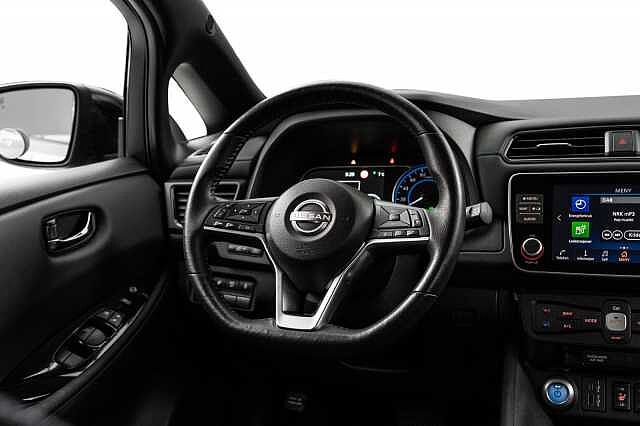 Nissan Leaf 39kWh N-Connecta