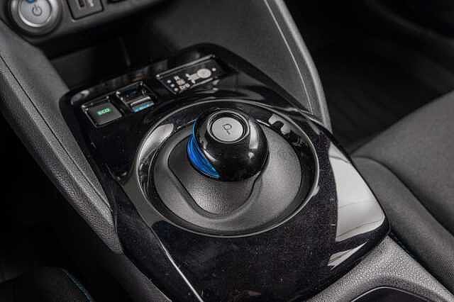 Nissan Leaf 39kWh N-Connecta (K)