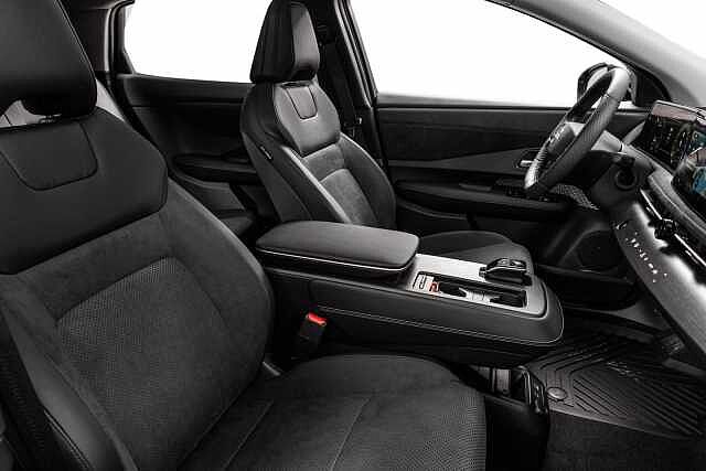 Nissan Ariya e4ORCE Evolve 87kWt 19 Pearl black