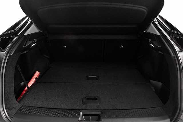 Nissan Ariya e4ORCE Evolve 87kWt 19 Pearl black