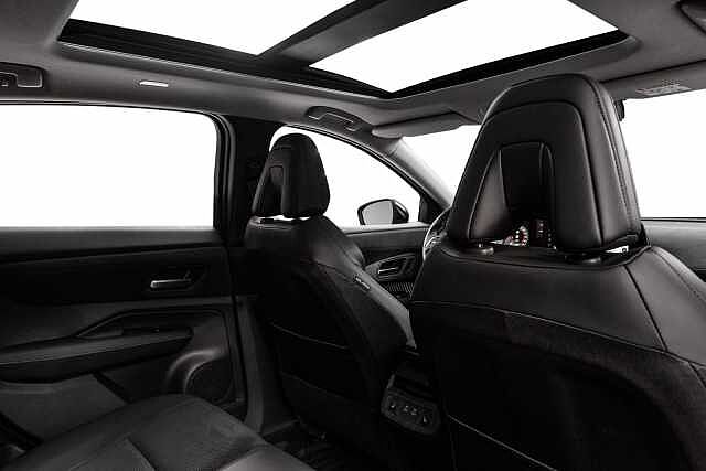 Nissan Ariya e4ORCE Evolve 87kWt 19 Pearl black
