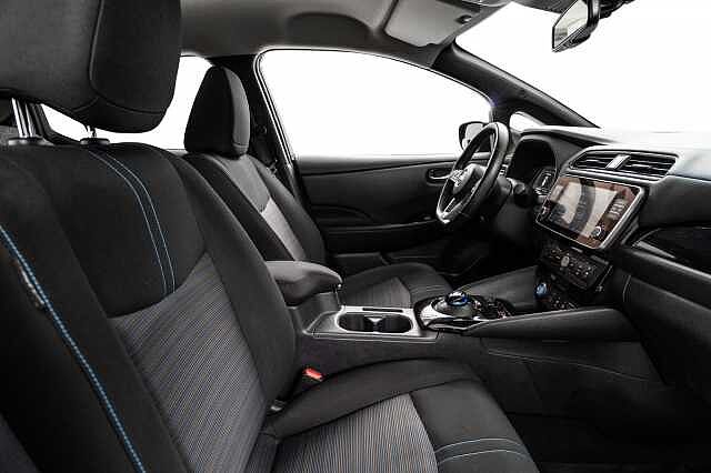 Nissan Leaf 39kWh N-Connecta