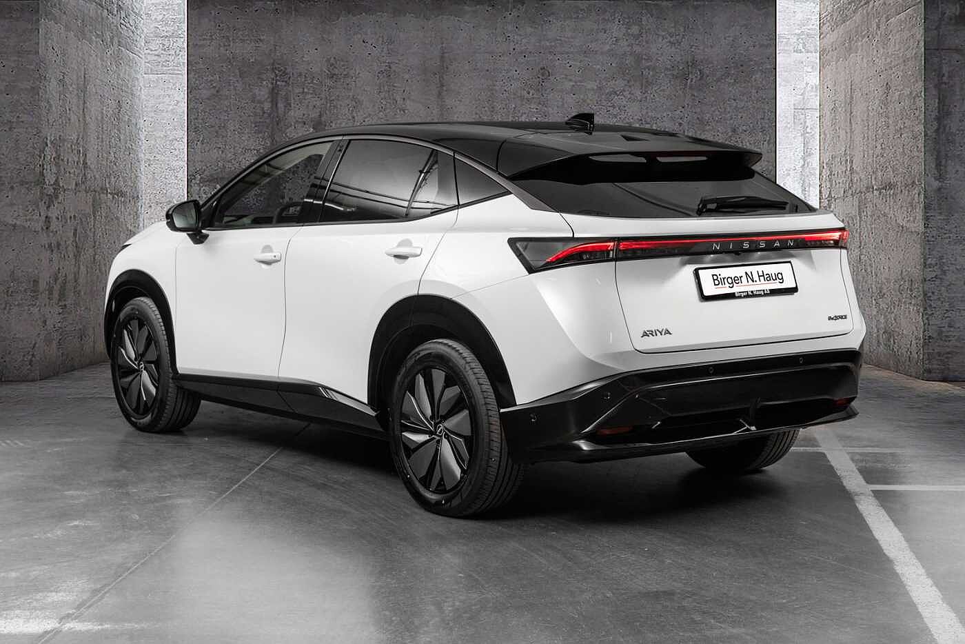 Nissan Ariya e4ORCE Evolve 87kWt 19 Pearl white/black