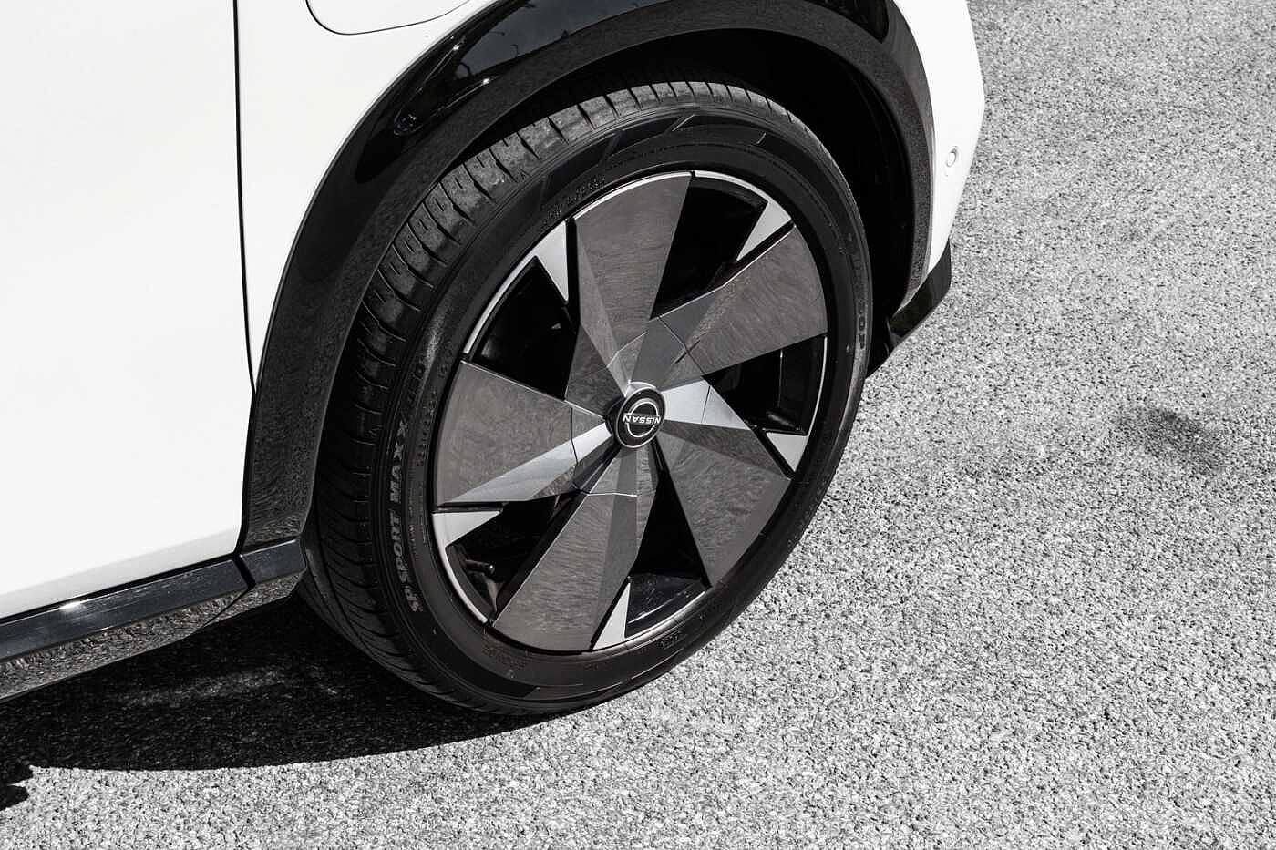 Nissan Ariya e4ORCE Evolve+ 87kWt