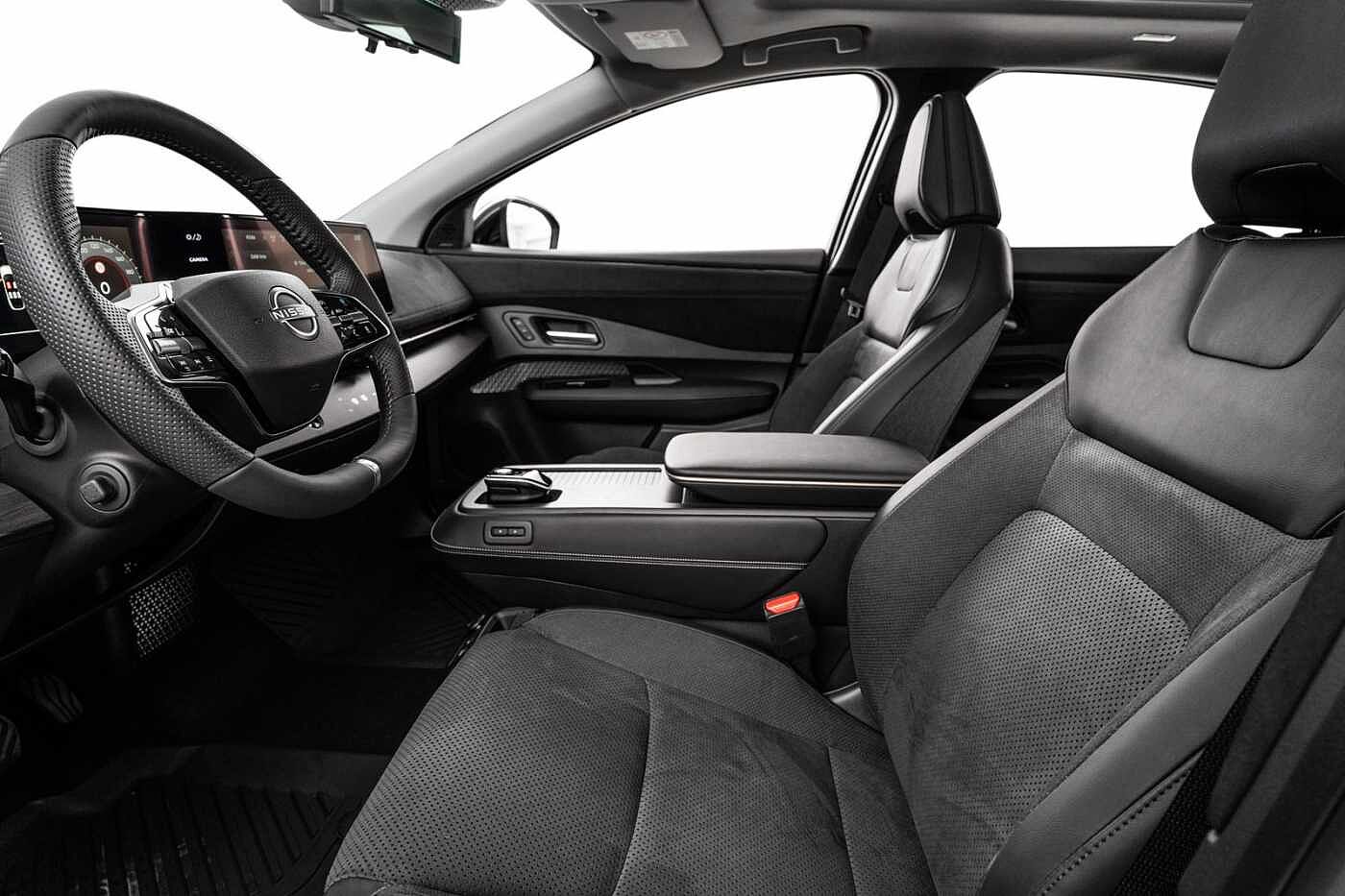 Nissan ARIYA e4ORCE Evolve 87kWt 19 Dark grey met
